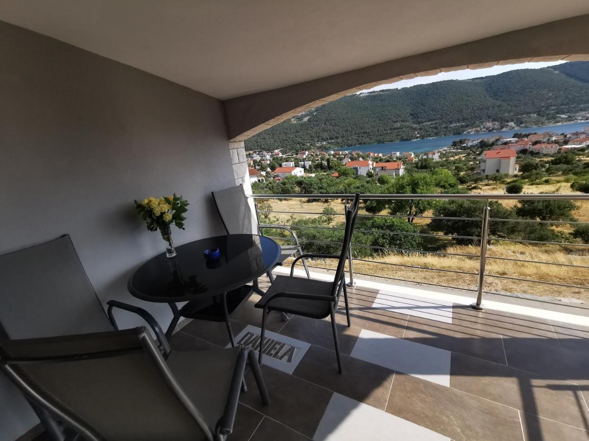 Apartments Villamare Grebaštica エクステリア 写真