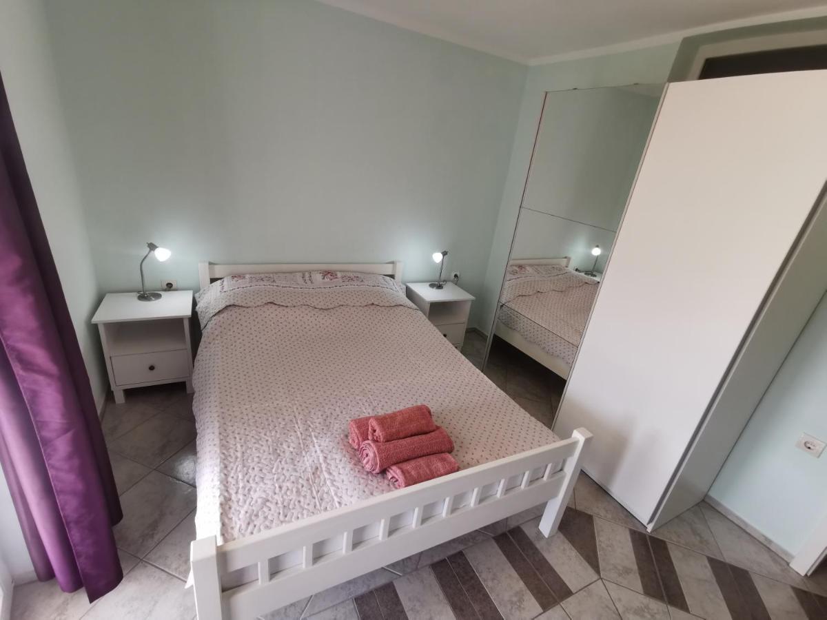 Apartments Villamare Grebaštica エクステリア 写真
